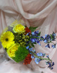 Market Flowers (Hand-Tied & Fresh)